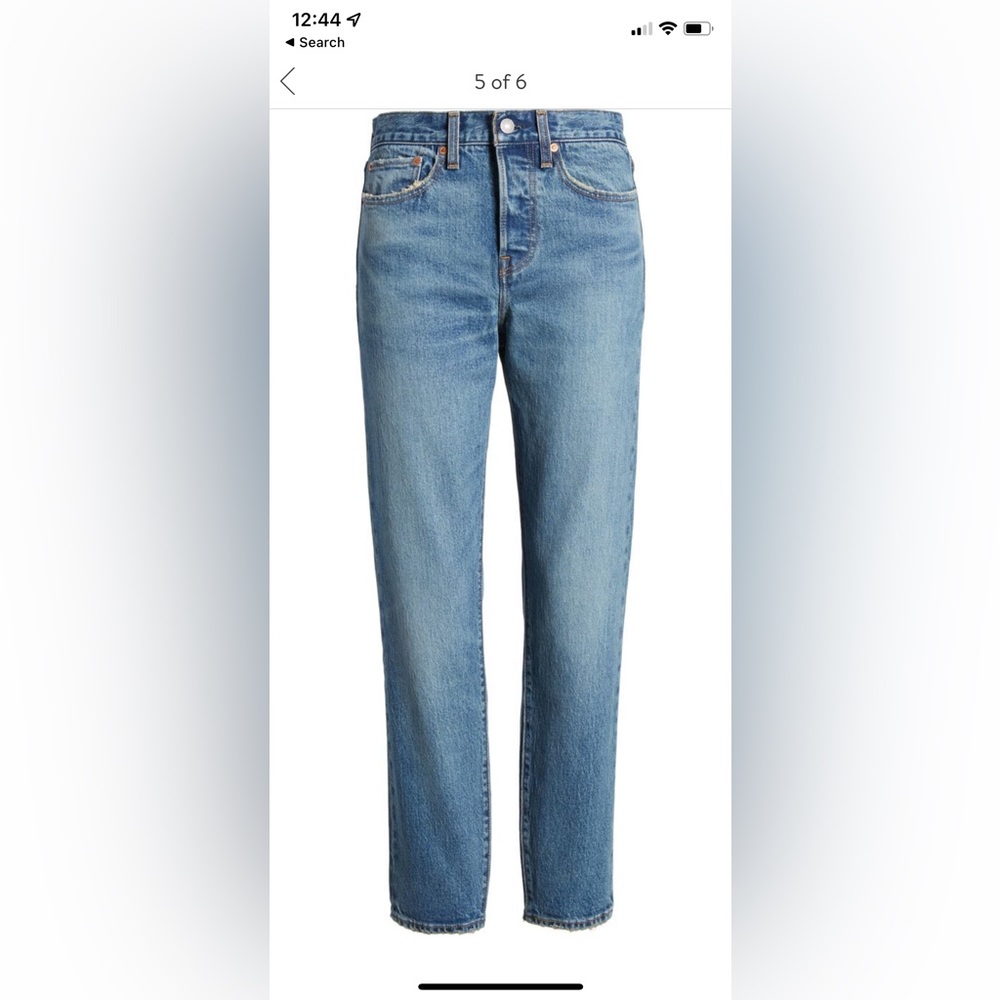 Levi’s “Wedgie Icon Fit High Waist Straight Leg Jean” Size 27